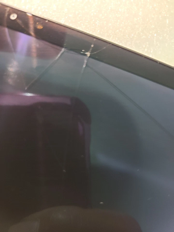 SAMSUNG GALAXY BOOK4 PRO 14" Laptop Intel Ultra 7 155H 16 GB Ram NO HD/OS (FL) - Image 3 of 4