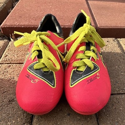 Pirma Team 5 Youth Soccer Cleats Red Athletic Footwear US Size 12.5