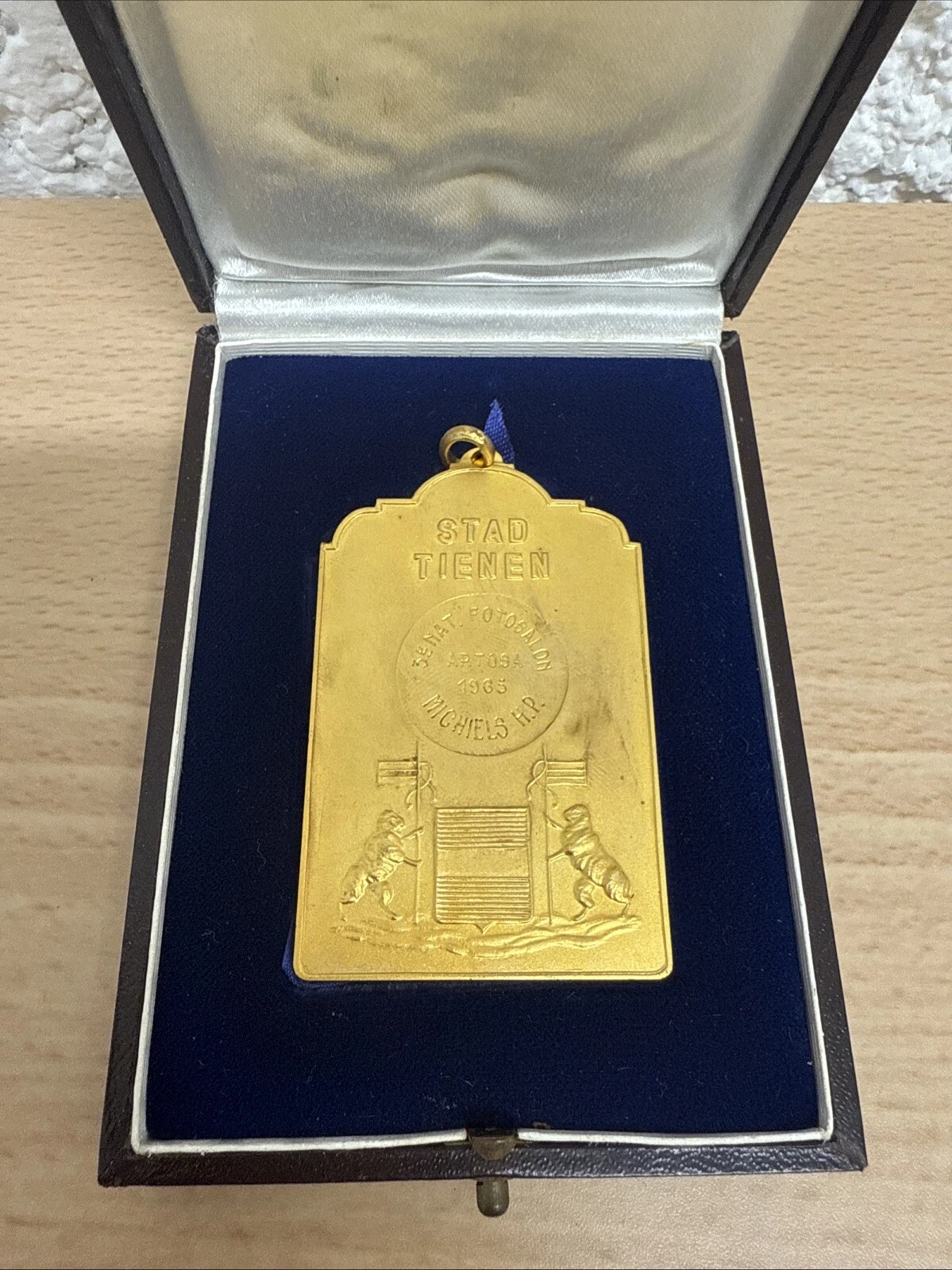 Médaille Stad Tienen 3e Nat Fotosalon Artosa 1965 Michels H P 60,39 Grammes