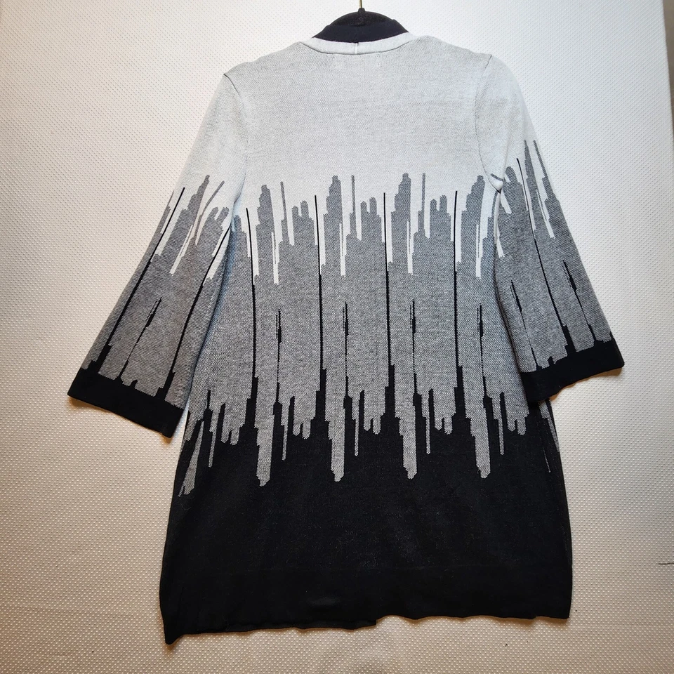 Cárdigan suéter Kasper para mujer pequeño blanco gris negro degradado frente abierto largo Foto 4 de 4