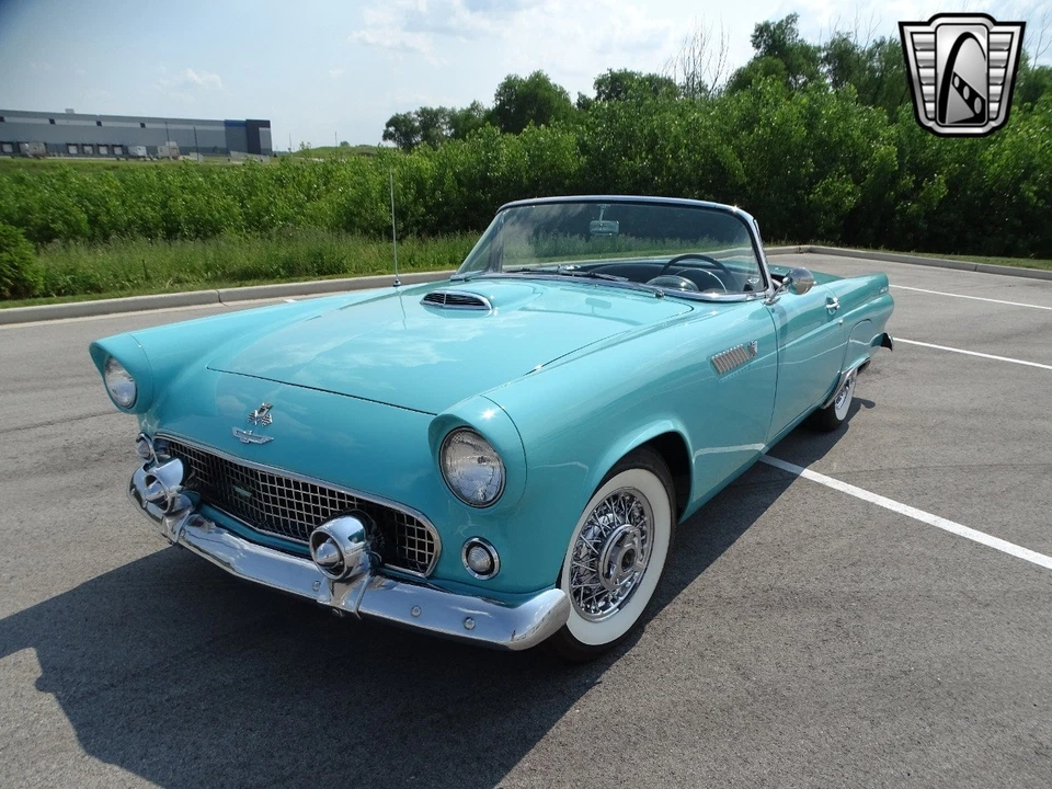 Ford Thunderbird 1955  Foto 3 de 4