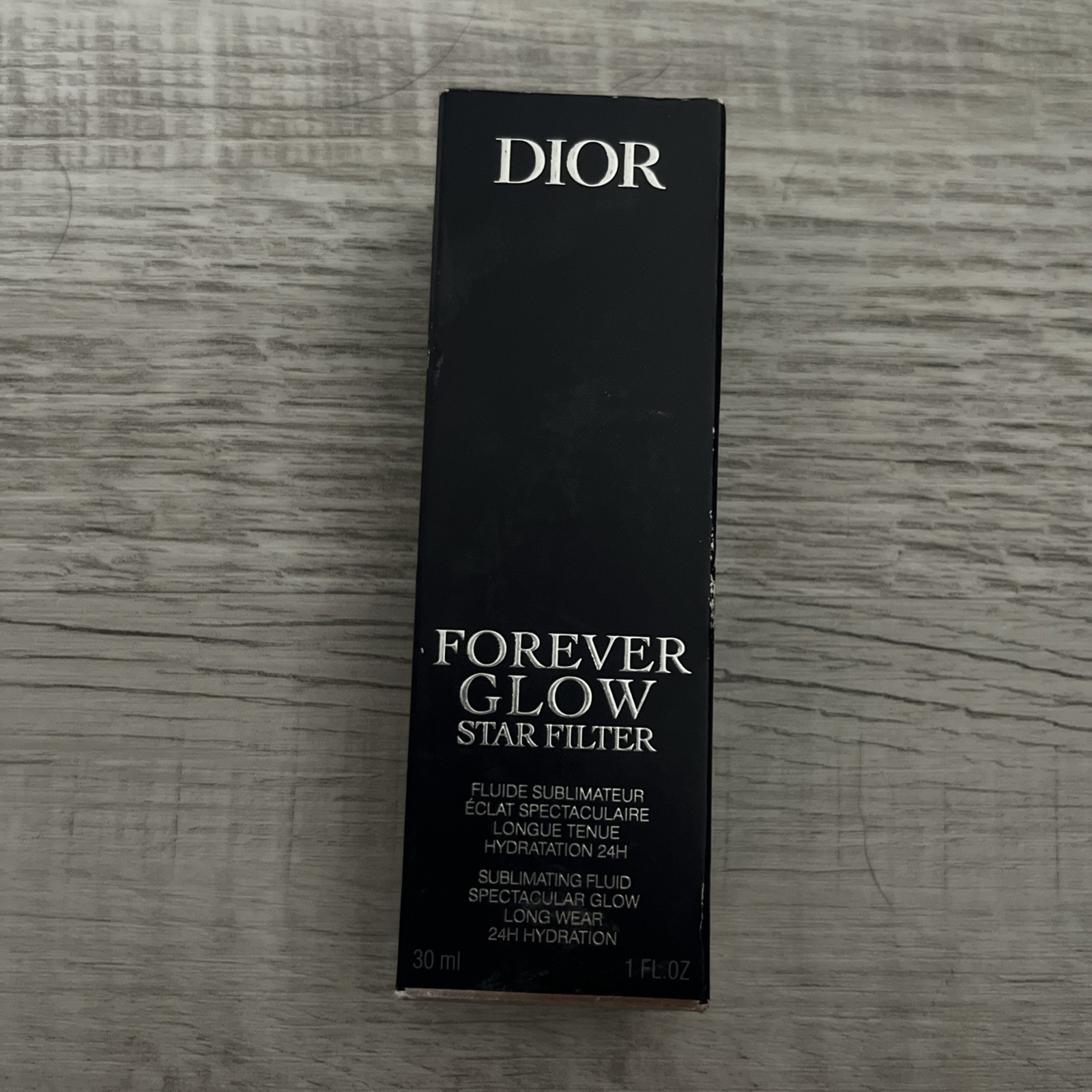 Dior Forever Glow Star Filter Foundation Shade 4 for Radiant Skin