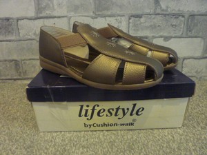 cushion walk sandals wide fit