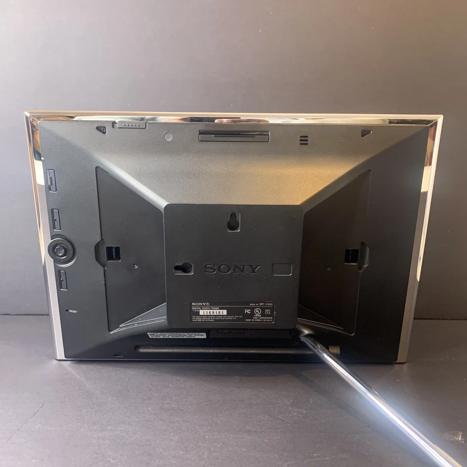 Sony S-Frame DPF-V1000 Digital Photo Frame - Image 4 of 4