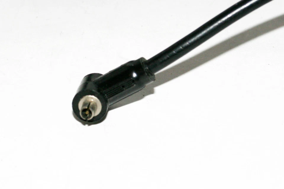 Paramount USA Sync Cord Male Household to Male PC 4ft Coiled Cord Good Condition - Image 3 of 4