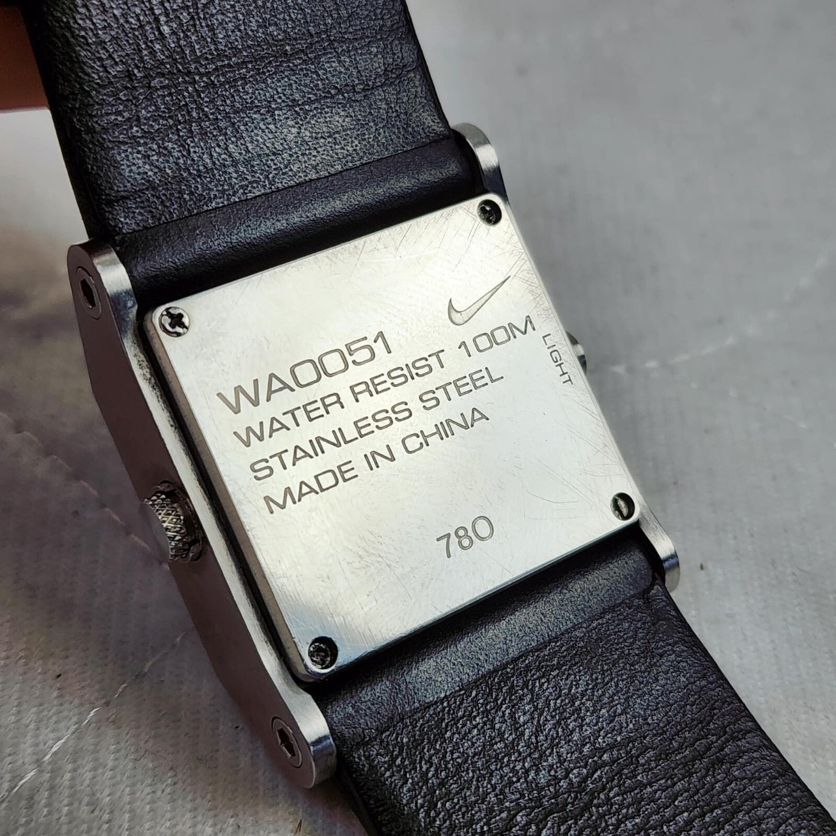 RARE NIKE OREGON SQUARE WA0051 QUARTZ BLACK WR 100M MEN'S WATCH