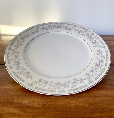 Fine China Japan Floris 12  Dinnerplate