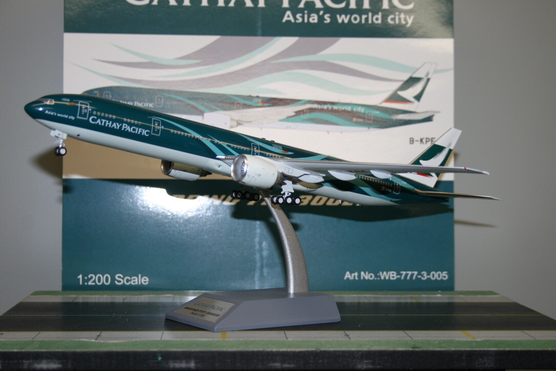 Inflight200/J-Fox 1:200 Cathay Pacific Boeing 777-300ER B-KPF (WB