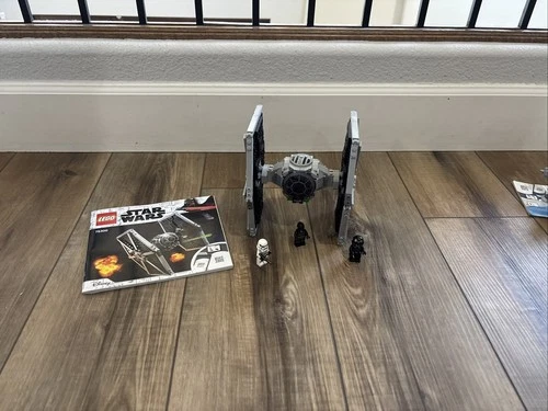 LEGO Star Wars: Imperial TIE Fighter Set (75300) 100% Complete