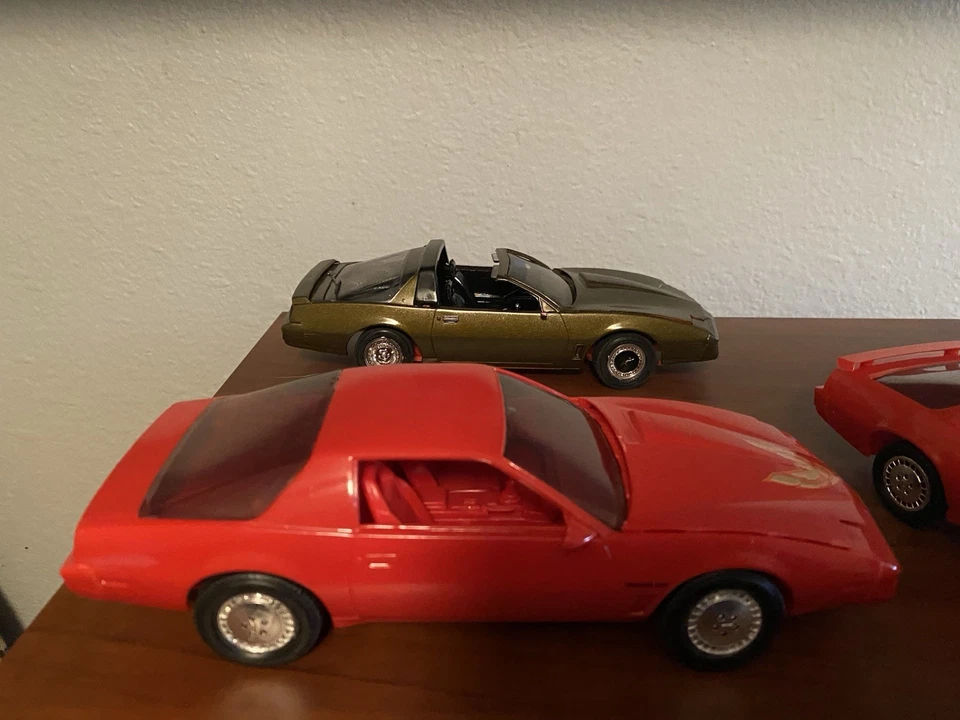 Lote Pontiac Firebird/Trans Am - Imagem 2 de 4