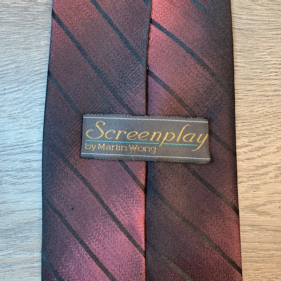 Corbata para hombre con guión de Martin Wong 100 % seda hecha a mano Foto 2 de 4