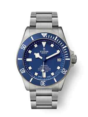 NEW TUDOR PELAGOS BLUE TITANIUM DIVERS WATCH WITH EXTRA STRAP M25600TB-0001 