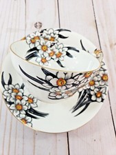 VICTORIA C & E BONE CHINA NARCISSUS TEACUP & SAUCER  ENGLAND