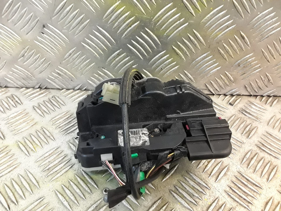 OPEL INSIGNIA Door Lock Rear Right Latch MK1 A G09 OEM 495 - Image 2 of 2