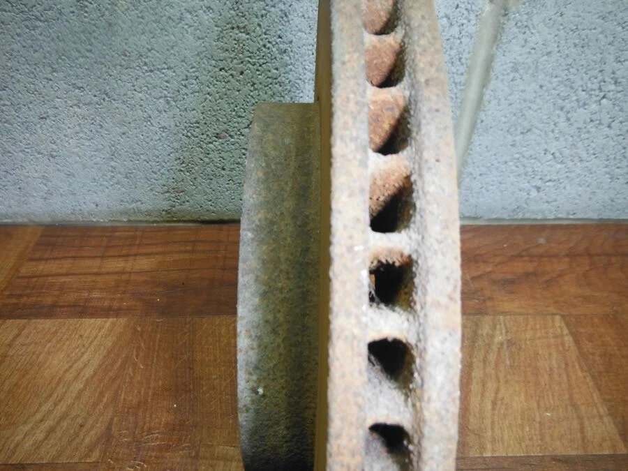 05-10 COBALT COUPE PONTIAC G5 OEM GM FRONT BRAKE ROTOR DISC rear drum - Image 4 of 4