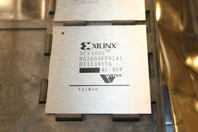 NEW - XILINX Virtex XCV1000-4BG560C0786 - XCV1000-BG560AFP0241 - D1153957A FPGA
