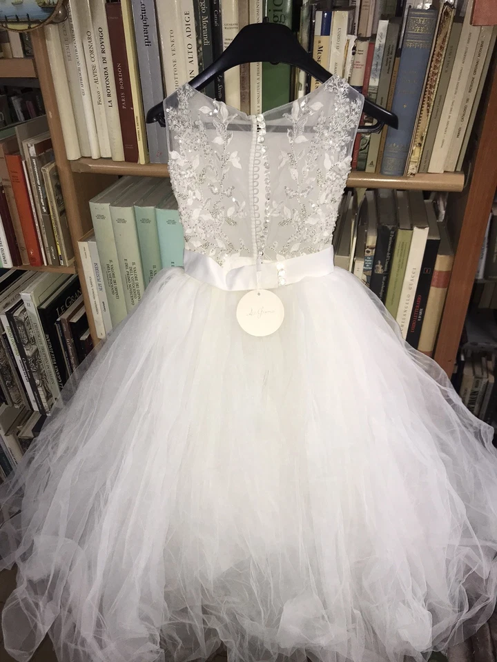 Abito prima comunione per bambina 9-11 anni. Con tulle e brillanti - Immagine 4 di 4