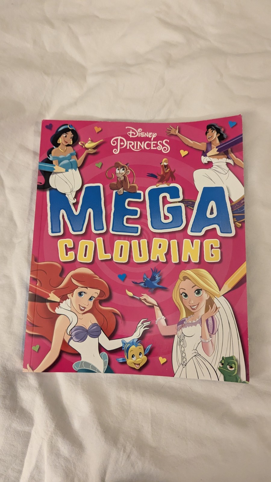 Mega Colouring: Disney Princess (Paperback 2025)