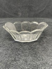 Heisy Ciotola/Piatto Ovale Smerlato Profondità 2", 6" x 4"