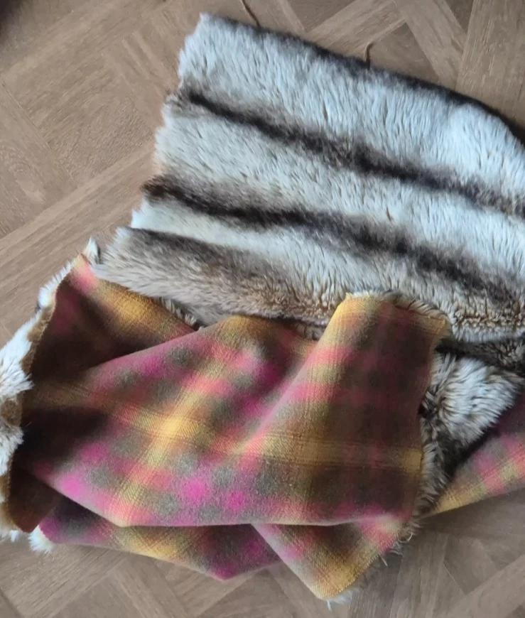 Oilily Pelzstoff für Karoflanellabseite Hingucker, traumhaft weich 0,5 m - Bild 4 von 4