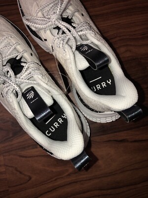 Under Armour Curry Flow 10  display picture 1