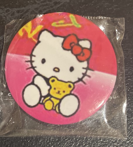 Hello Kitty Badge Brand New - Picture 2 of 2