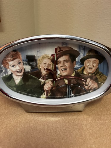 "I Love Lucy" Classic Alarm Clock Wind Up Table Top Oval California Here We Come - Picture 5 of 6