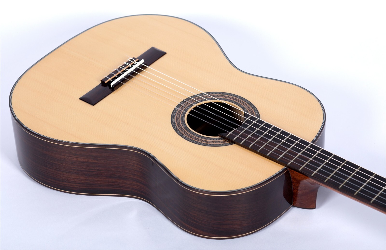 Top Quality 39 Inches Solid Spruce Classical Guitar Rosewood Back and ...