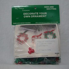 Vtg Petal Bead Wreaths Kit Christmas Ornaments Red Green Clear Merri Mac