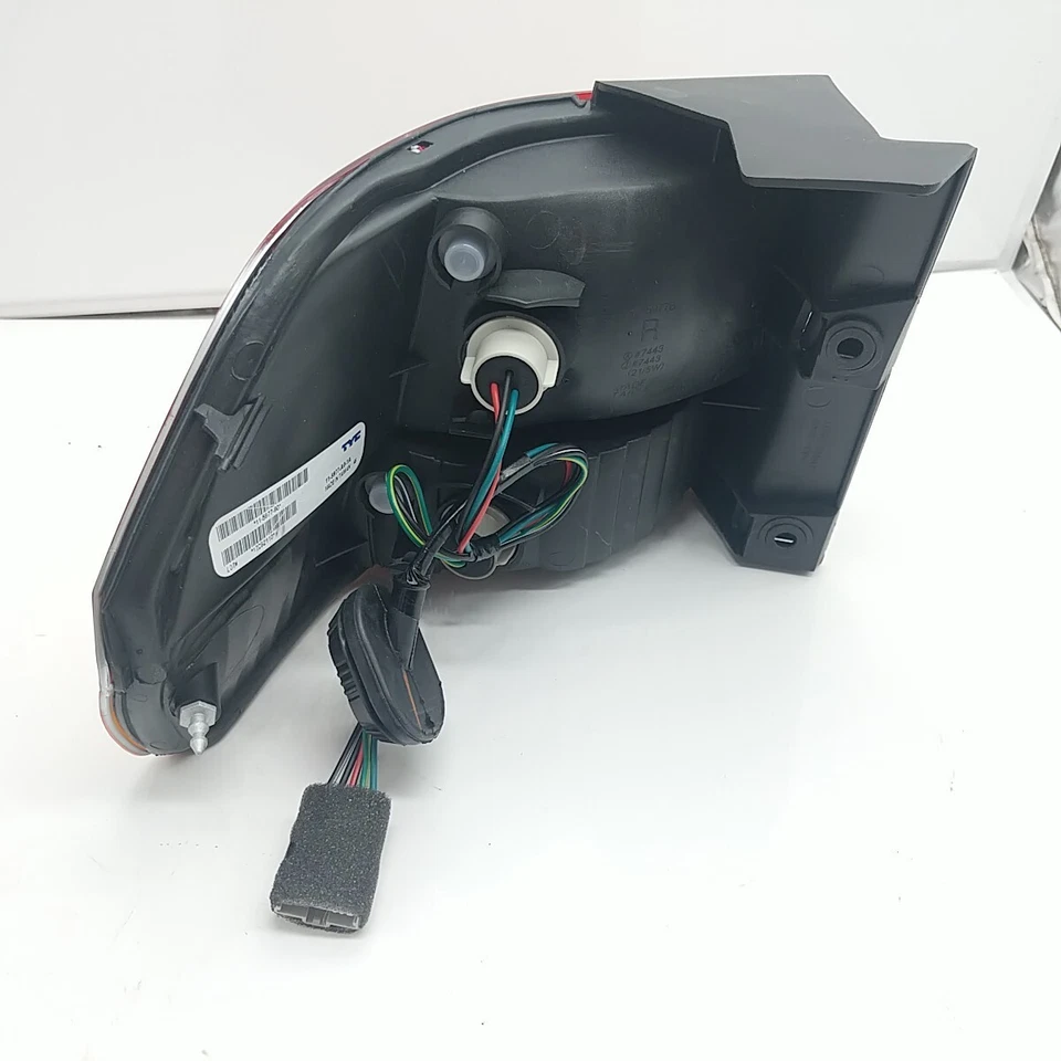 TYC 11-5977-90 подходит для правостороннего заднего фонаря правостороннего пассажира Honda Odyssey 2002-2004 годов выпуска - Изображение 3 из 4