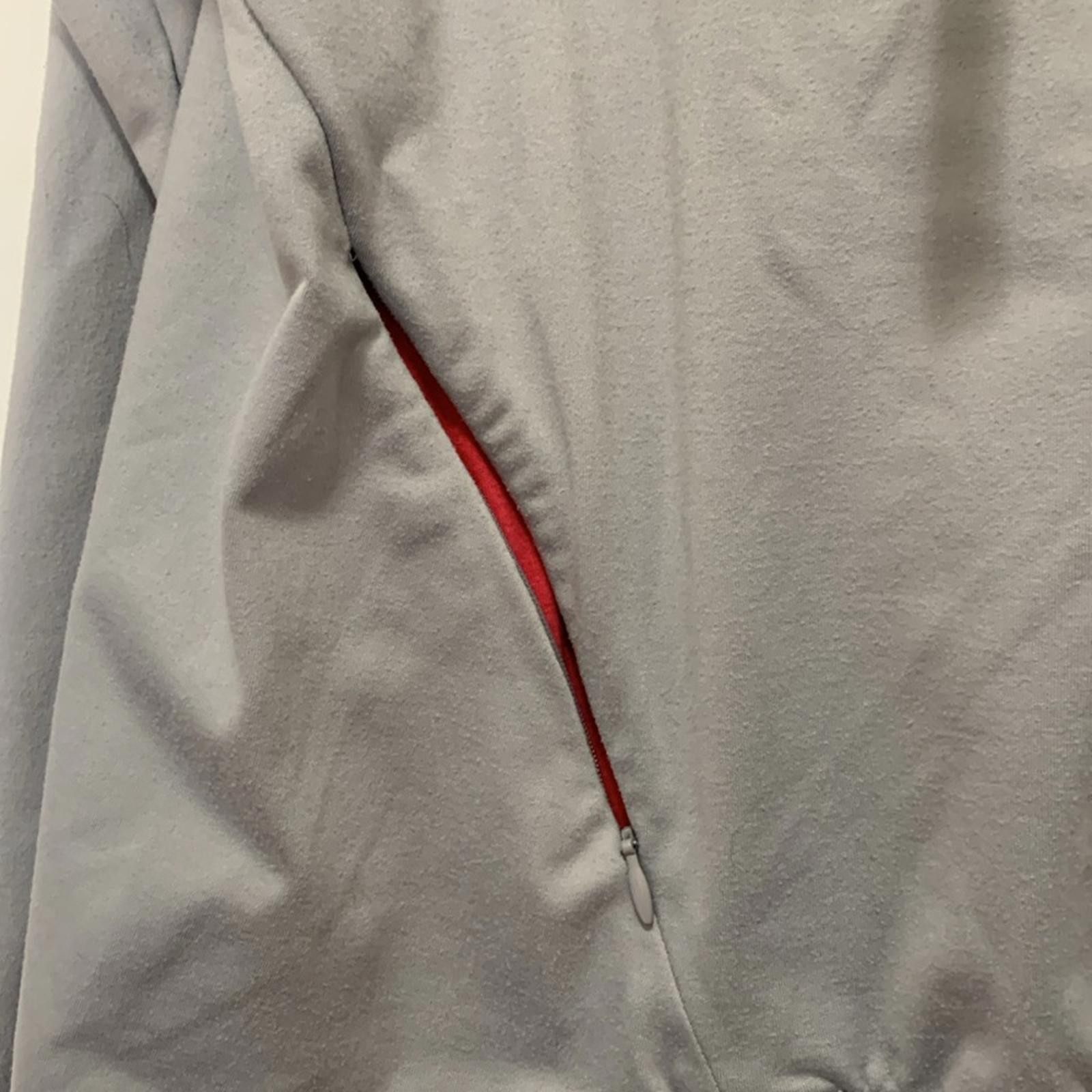 Fabletics size medium gray pullover - image 2