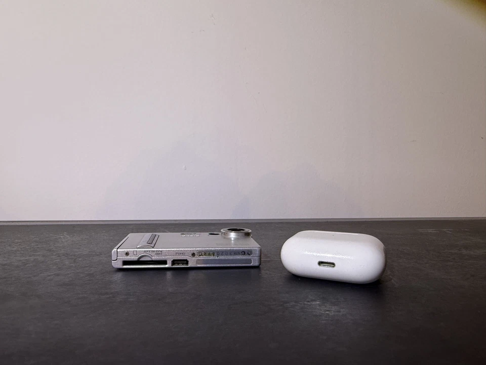 Vintage CASIO EXILIM Digicam EX-S2 Ultra Slim Digitalkamera CCD Sensor - Bild 4 von 4