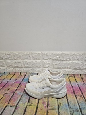 Kizik Charlotte Lifestyle Schuhe UK 5 Damen UVP 105£ hellweiß