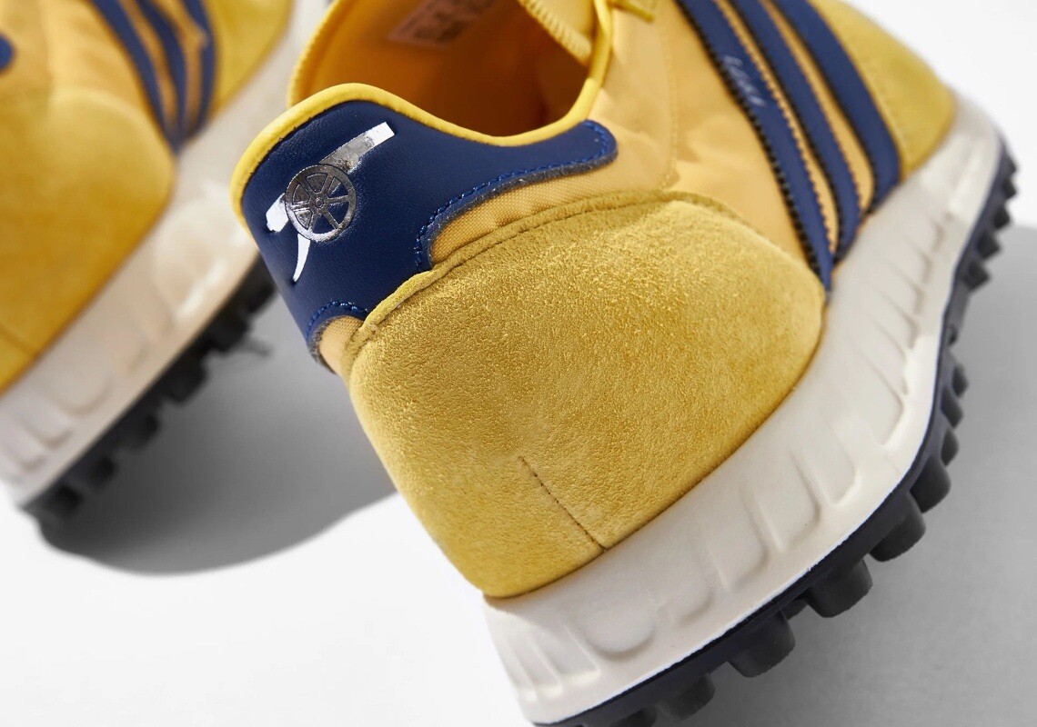 Arsenal Adidas Originals 1971 TRX Limited Edition Trainers UK 7.5