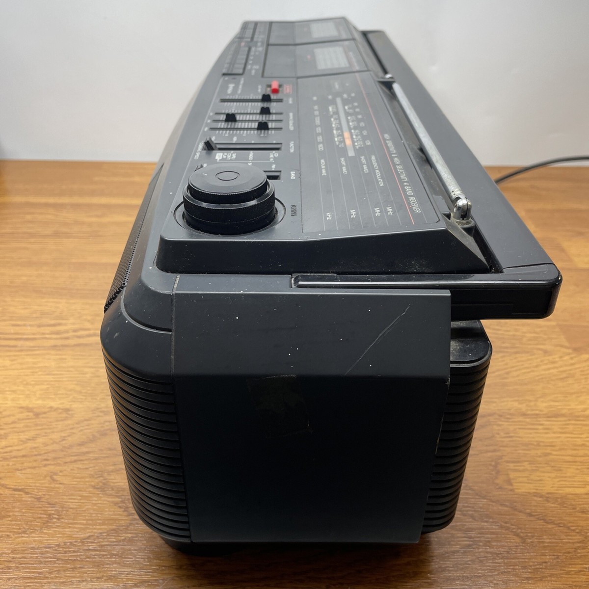 Hitachi Boombox Vintage Doublie Deck 3D Super Woofer TRK-3D3OW For