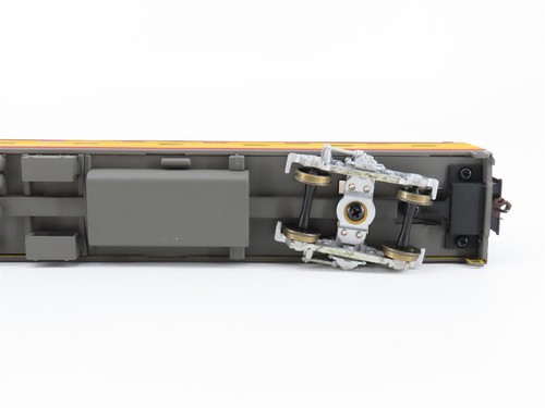 HO Scale Walthers 932-6374 UP Union Pacific 85' Pullman Slumbercoach Passenger - Picture 9 of 12