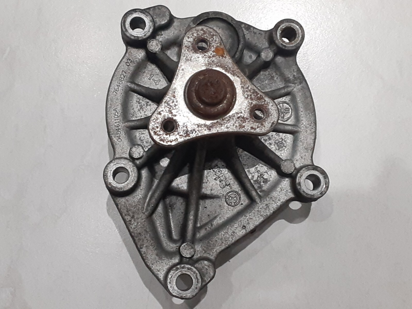 2007-2014 MINI COOPER  ENGINE  1.6L COOLANT WATER PUMP OEM # 7648827