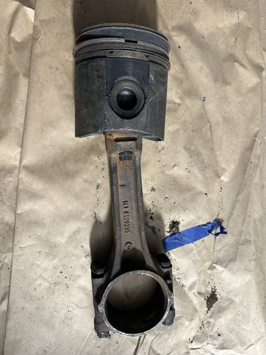 Detroit 11.1 Series 60 Piston With Connectin Rod