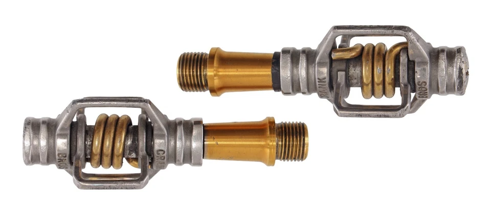 Pedales de bicicleta de montaña crankbrothers Eggbeater 4Ti sin clip DORADO grava MTB 2 pernos Foto 4 de 4