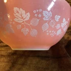 Vintage Pyrex Pink Gooseberry 442 - 1 1/2 QT Mixing Bowl