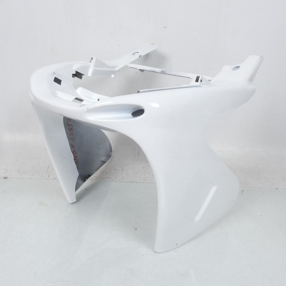 Spoiler tablier avant pour rénover le look sportif du Yamaha Aerox 50