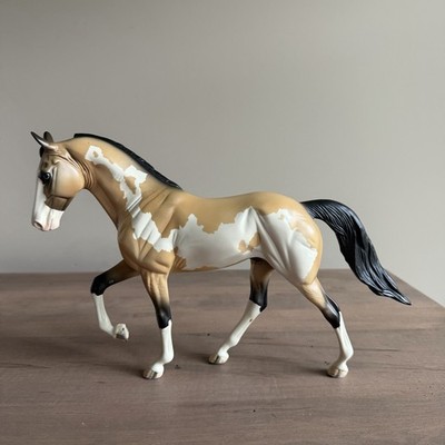 Peter Stone 2011 DAH Tennessee Walker Walking Horse Model Horse *READ*