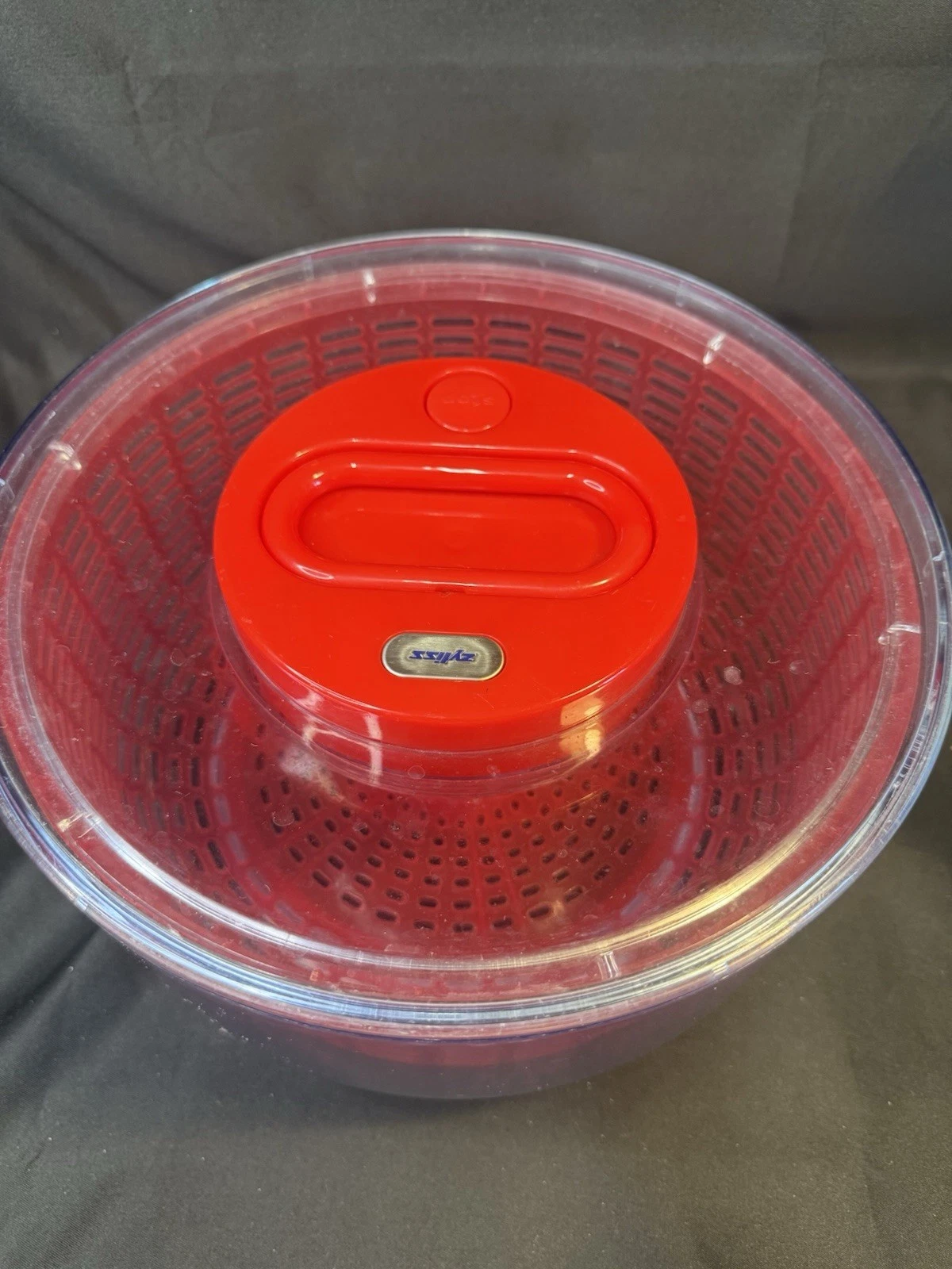 ZYLISS Salad Spinner Easy Pull Cord *Red*- 10" Diameter