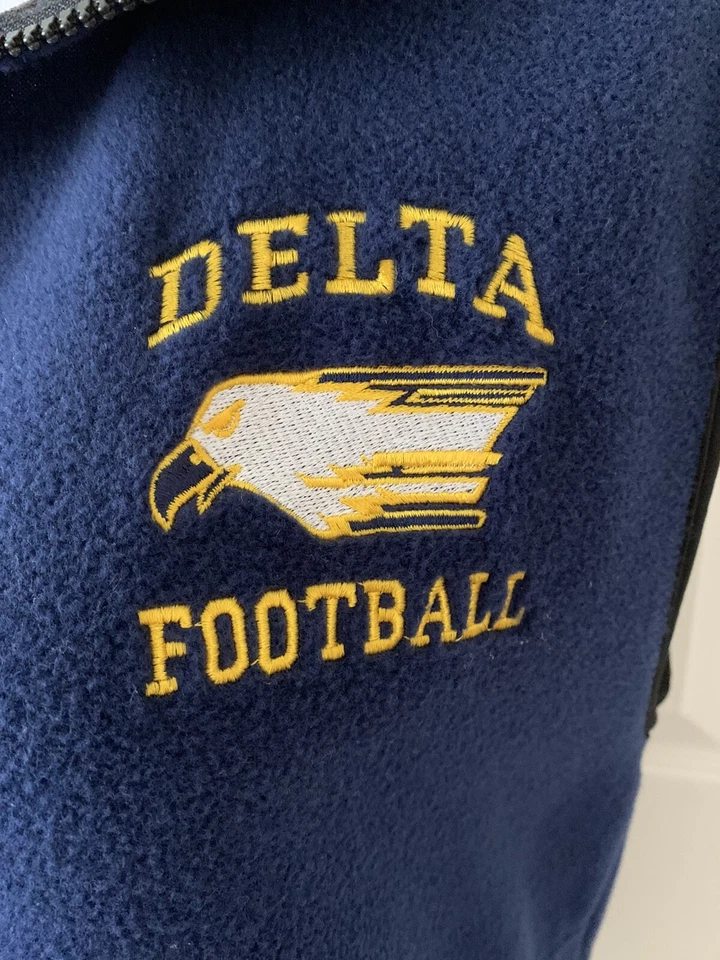 DELTA EAGLES FOOTBALL SHARP COZY FLEECE ZIP UP VEST - SIZE S - Image 2 of 4