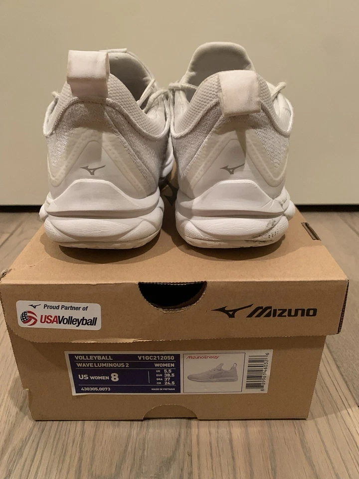 Mizuno Wave Luminous 2 Women's Volleyball Shoes-White US Size 8 - Image 2 of 4