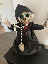 Vintage Animated Illuminated Moving Skeleton Reeper Halloween Figure Works! 1989