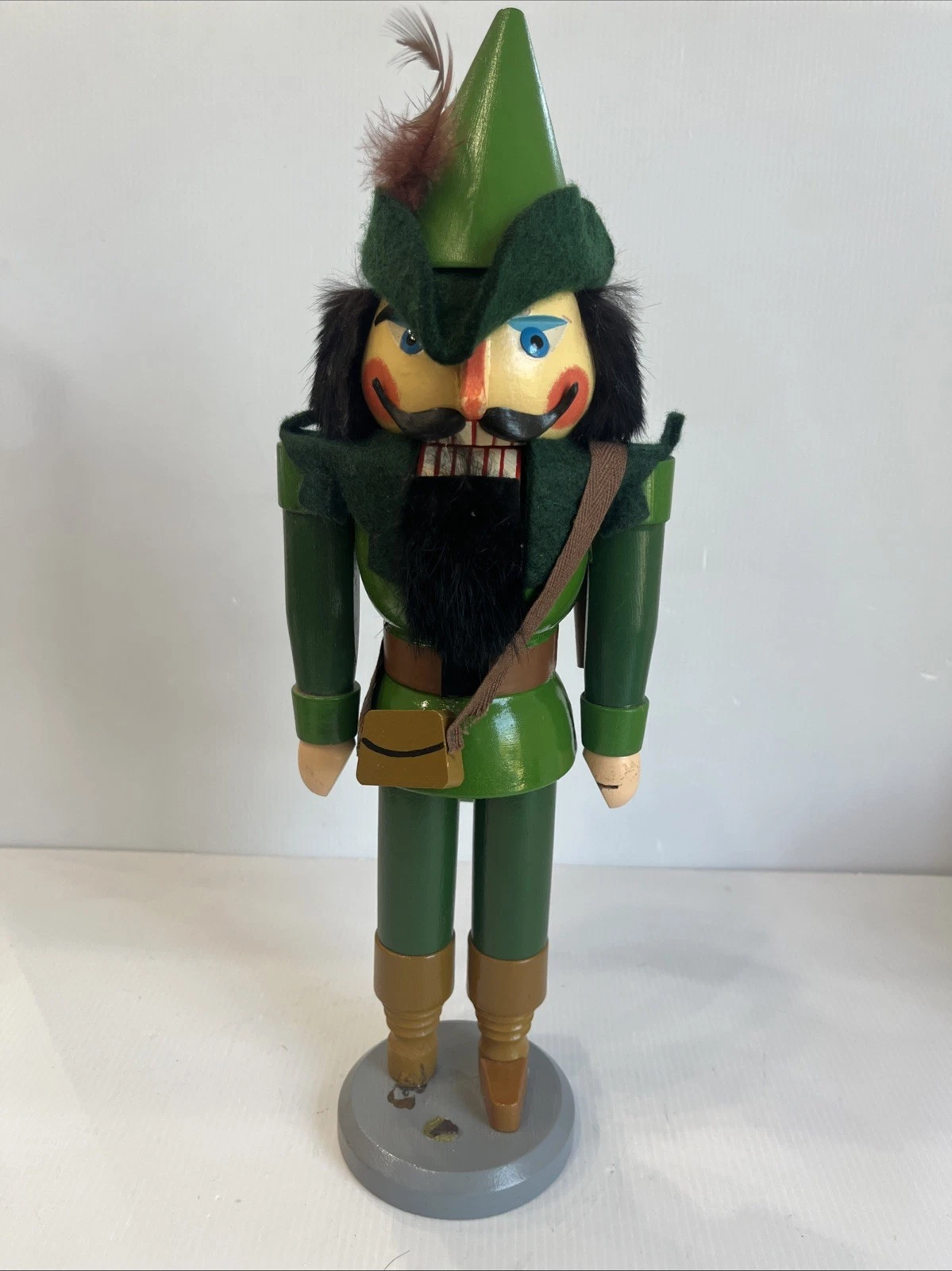 ERZGEBIRGE Vintage Robinhood Nutcracker 15.5”