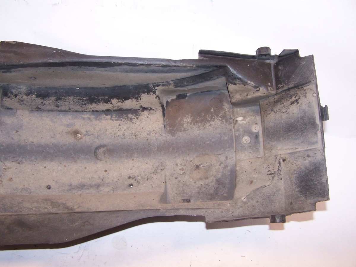KAWASAKI ZX11 REAR FENDER A 35023-1257 ZX 11 ZX-11 NINJA 1990 90