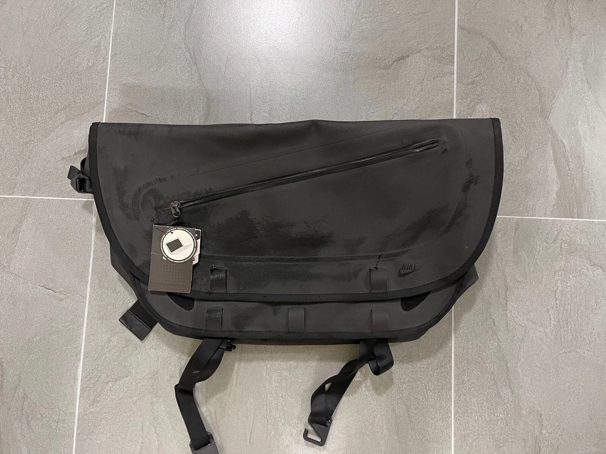 NEW Nike NSW Premium Nike Lab Black Eugene Laptop Messenger Bag eBay