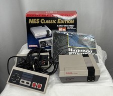 Nintendo Entertainment System NES Classic Edition Console- 2 Controllers- Tested